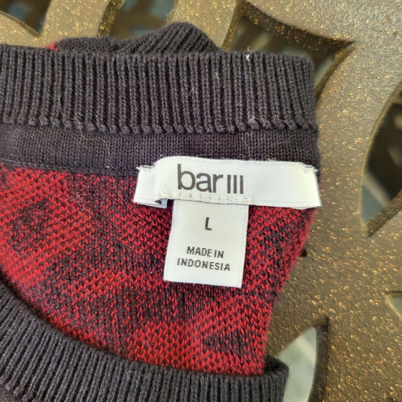 Red and Black Animal Print sweater - Picture 2 of 3